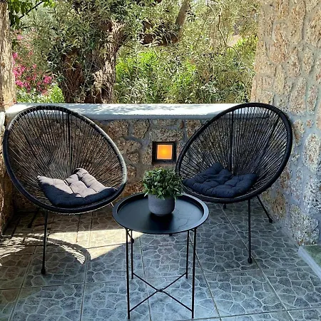 Dell'olio * Κοιλάδα